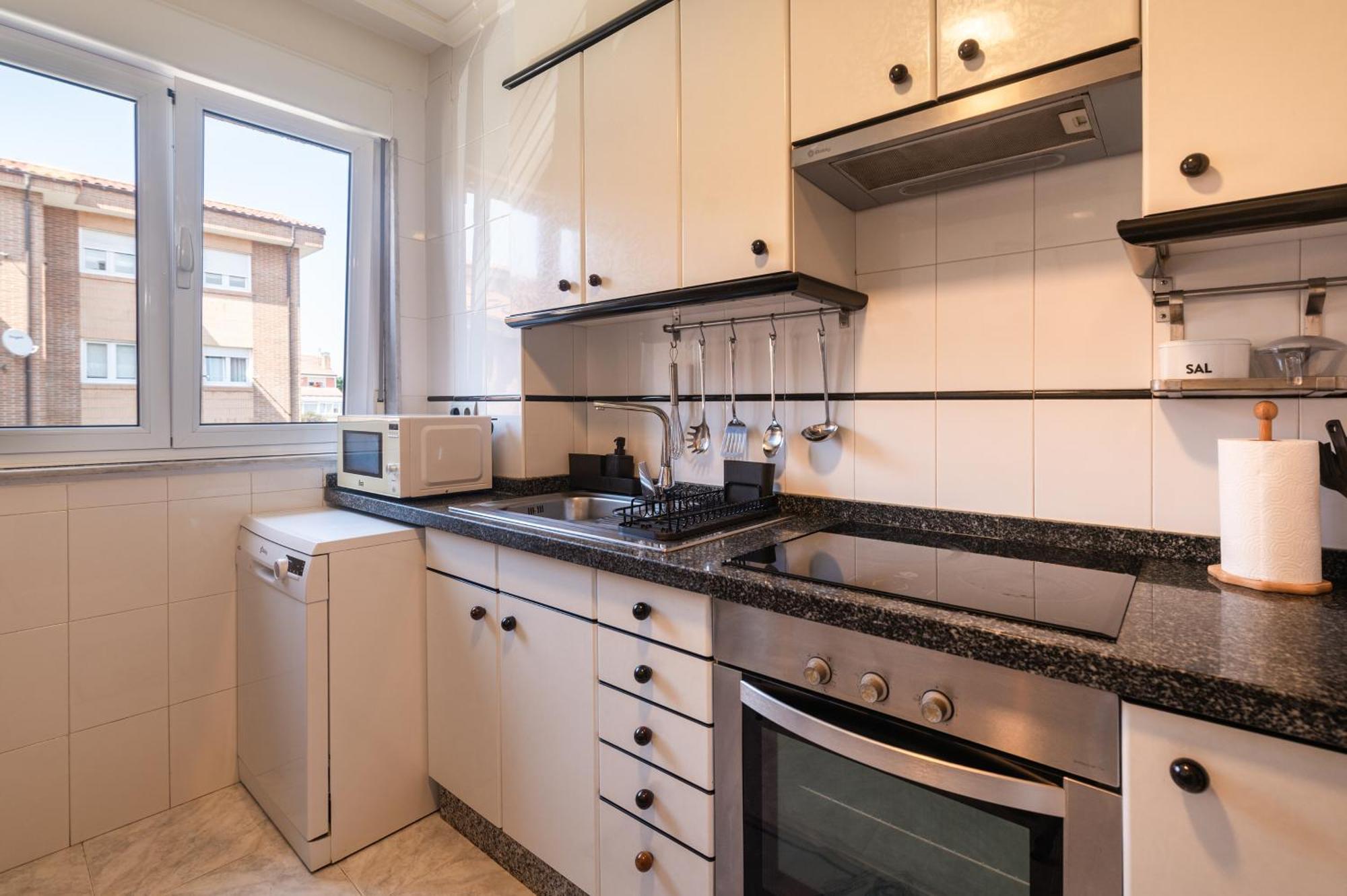 Marina, Apartamento A 900 M De La Playa En Llanes Vut-2725-As Exteriör bild